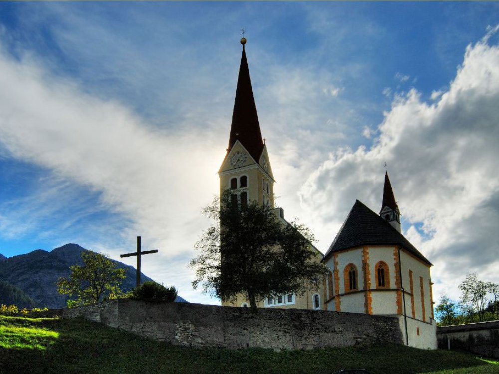 holzgau-kirche-1024.jpg