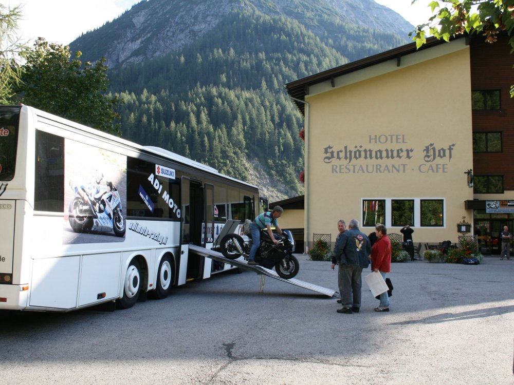 hotel-schoenauerhof-lechtal-motorradentladung-5576.jpg